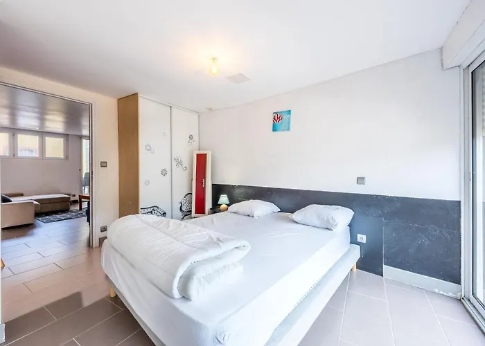 22 Couchages Centre De *