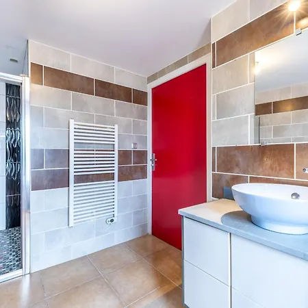 22 Couchages Centre De * 브렘 쉬르 메르