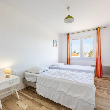 22 Couchages Centre De 펜션 *